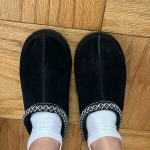 Ugg Tasman slipper
